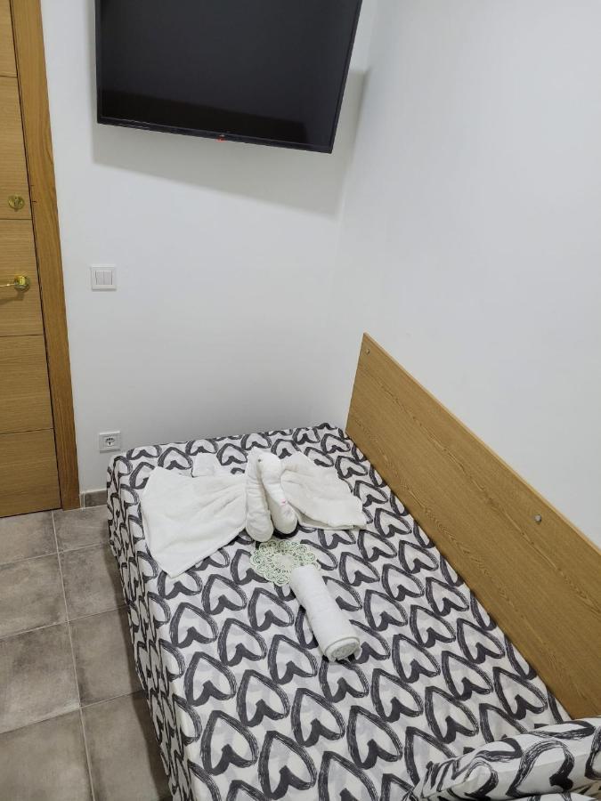 Coliving New San Bernando Hotell Madrid Exteriör bild